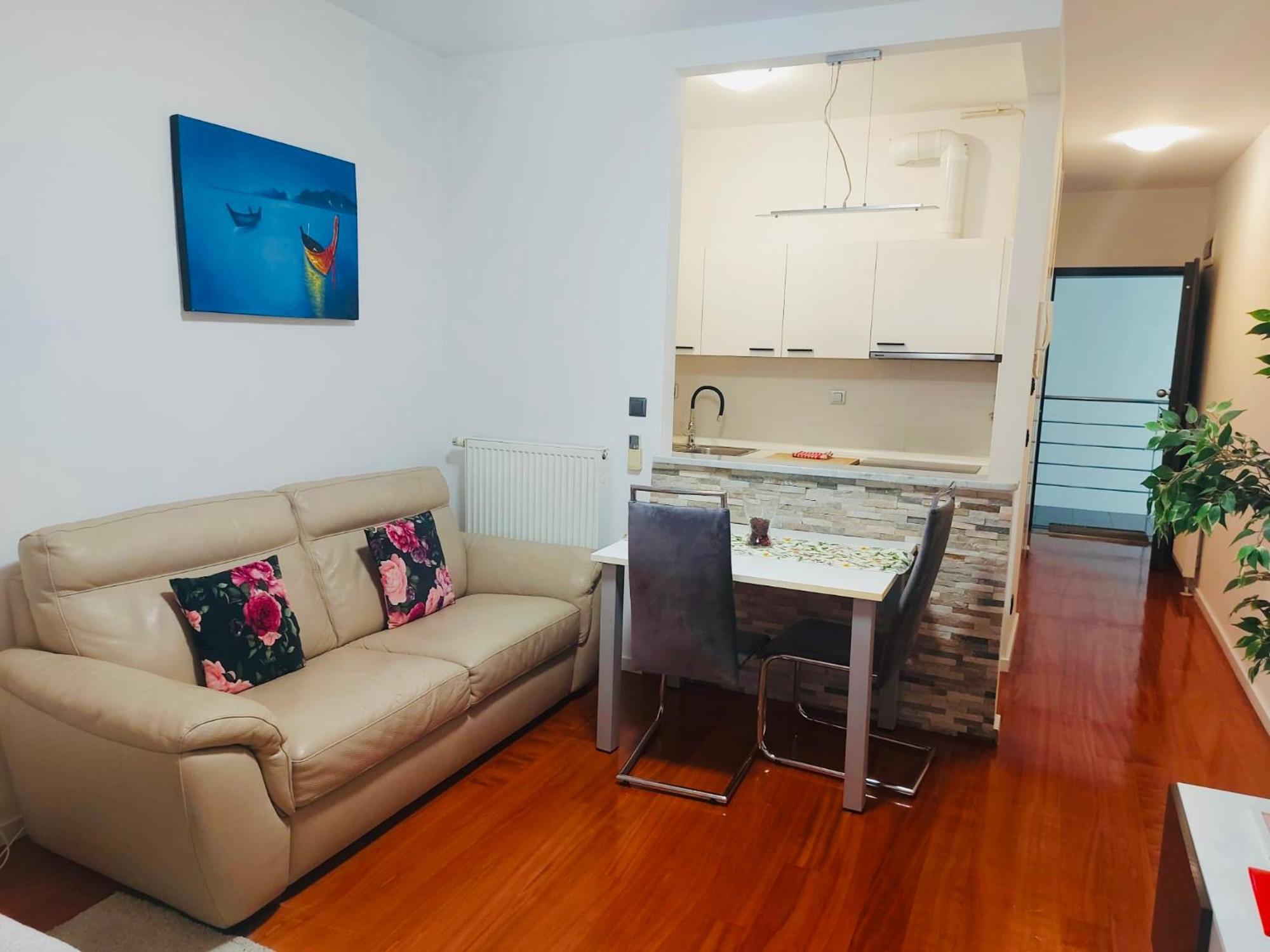 Appartamento Nova Galerija West App Mary - Parking In Garage Zagabria Esterno foto